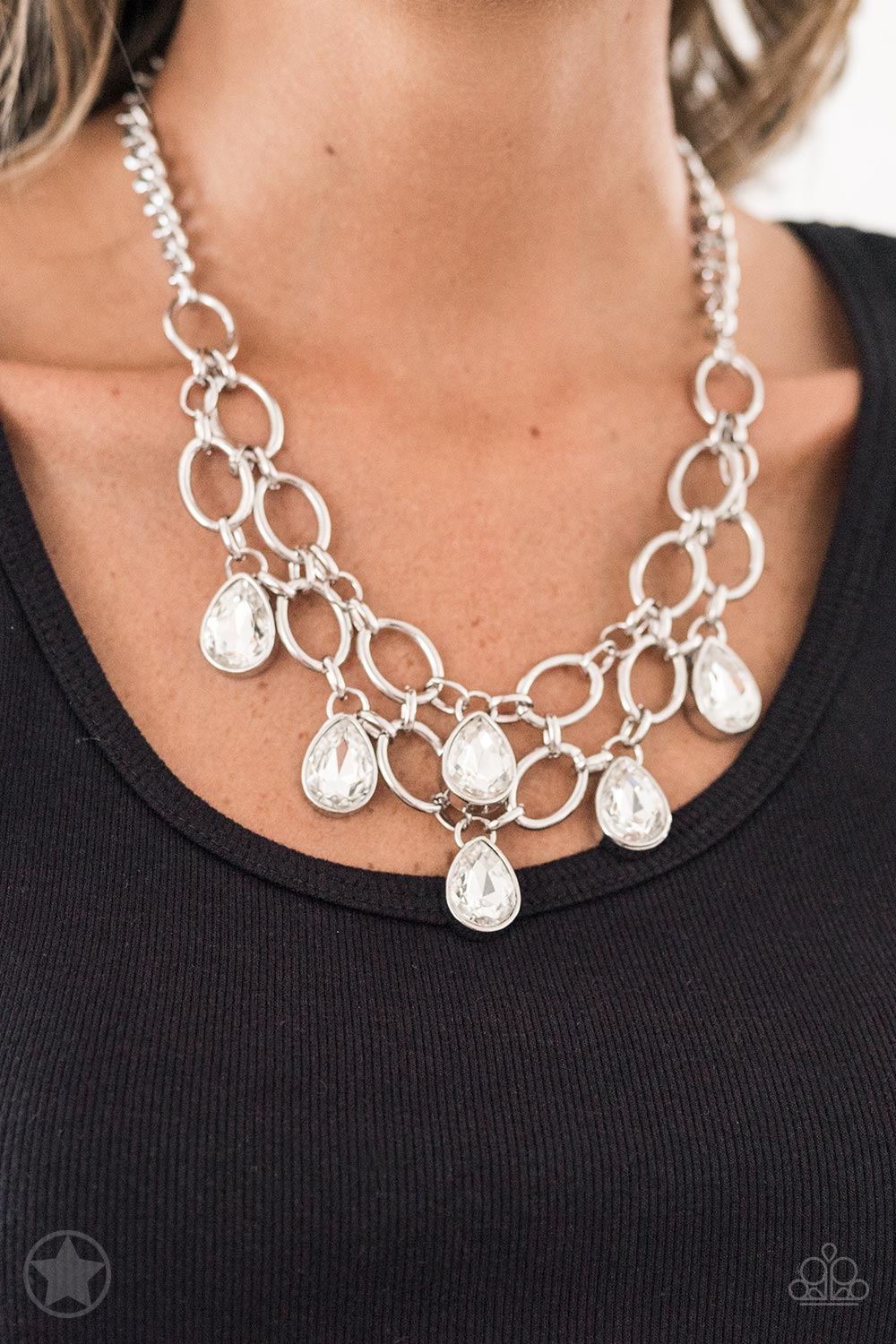 Best Seller!! Show Stopping Shimmer Necklace with Earrings