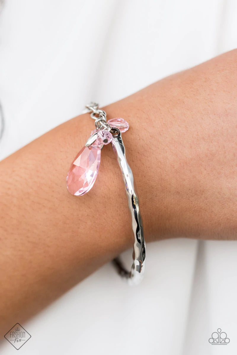 Let Yourself Glow Paparazzi Accessories Bracelet