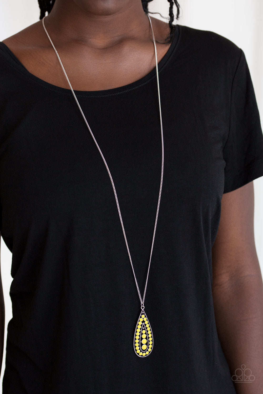 Tiki Tease Paparazzi Accessories Necklace with Earrings