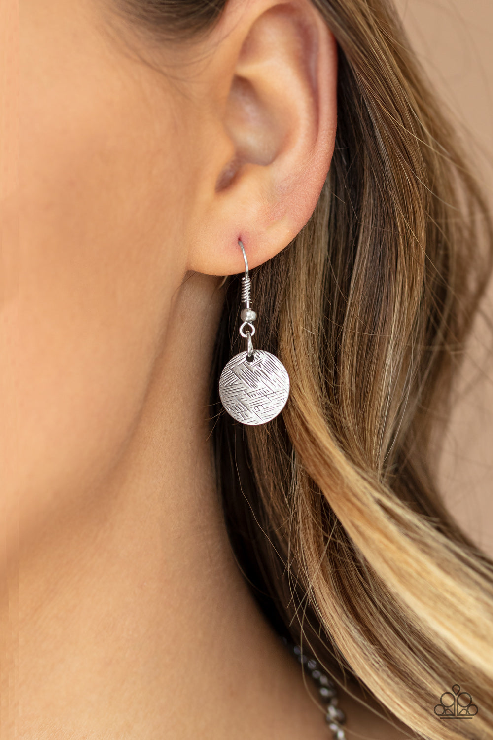 Trailblazing Trinket Paparazzi Accessories Necklace with Earrings